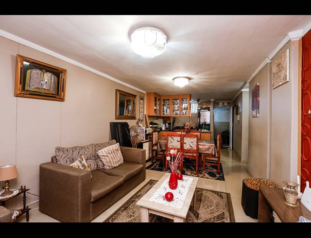 3 BEDROOM APARTMENT FOR SALE IN SOUTH BEACH